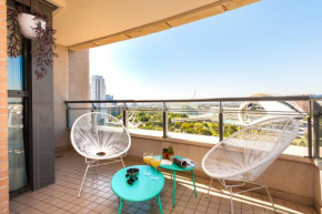 Гостиница ApartUP Green Opera Views  Валенсиа